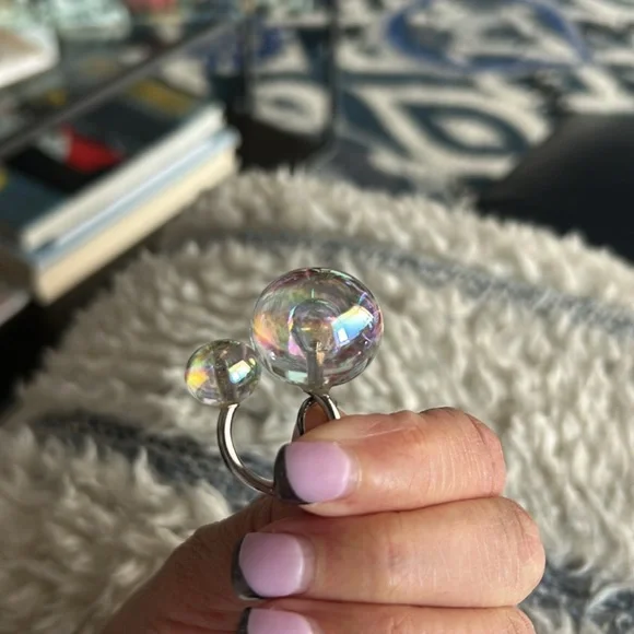 Elegant Glass Bubble Ring - Picture 5 of 6